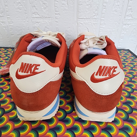 Nike Retro Runner Sneakers in Rust and White with Blue Accent - Picture 4 of 7